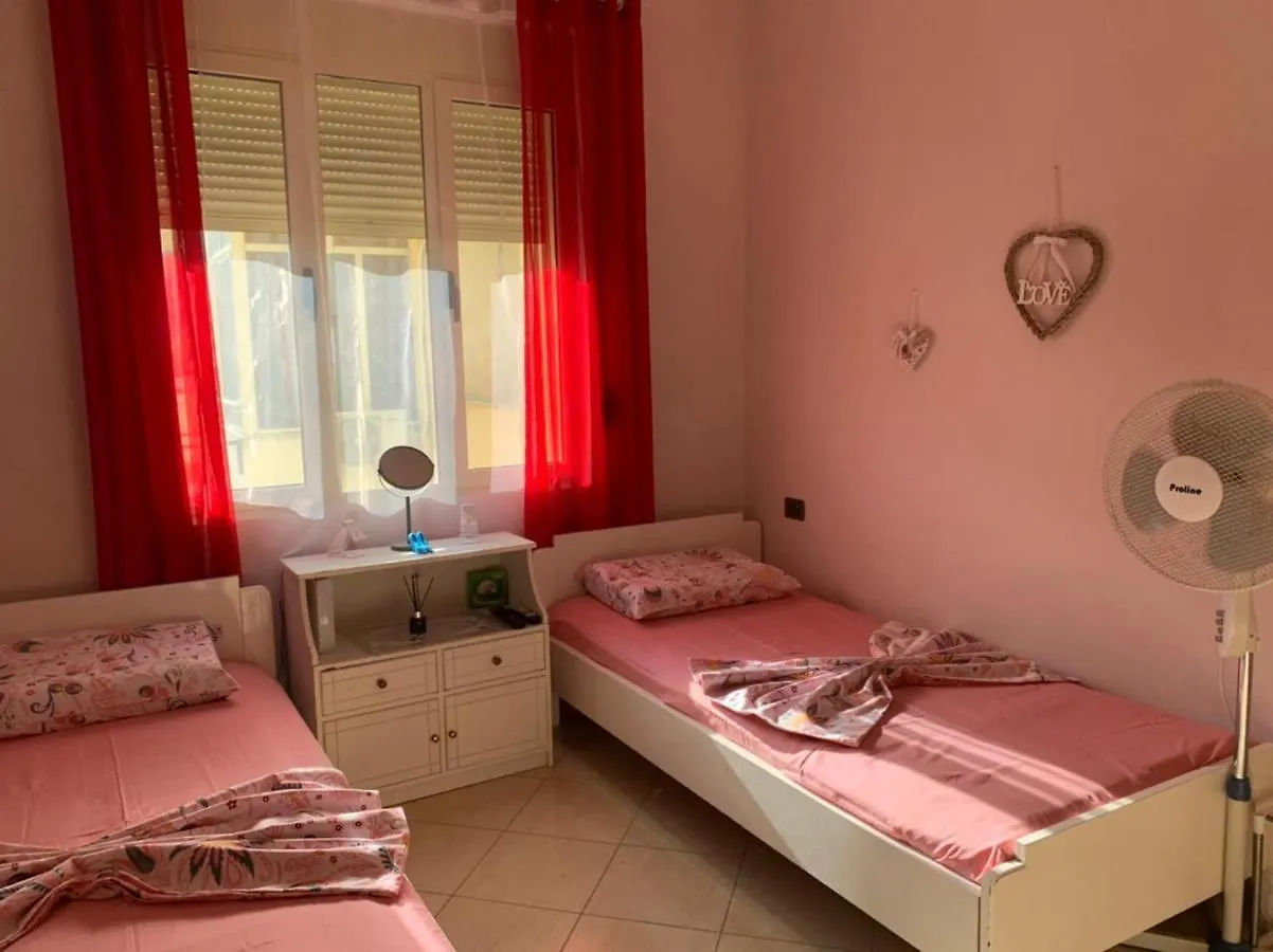 Lungomare Apartment Sea Home Vlorë 0*,  Albânia