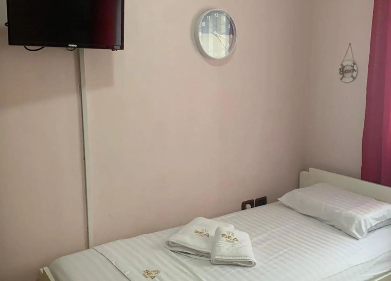 Lungomare Apartment Sea Home Vlore 0*,  Albania